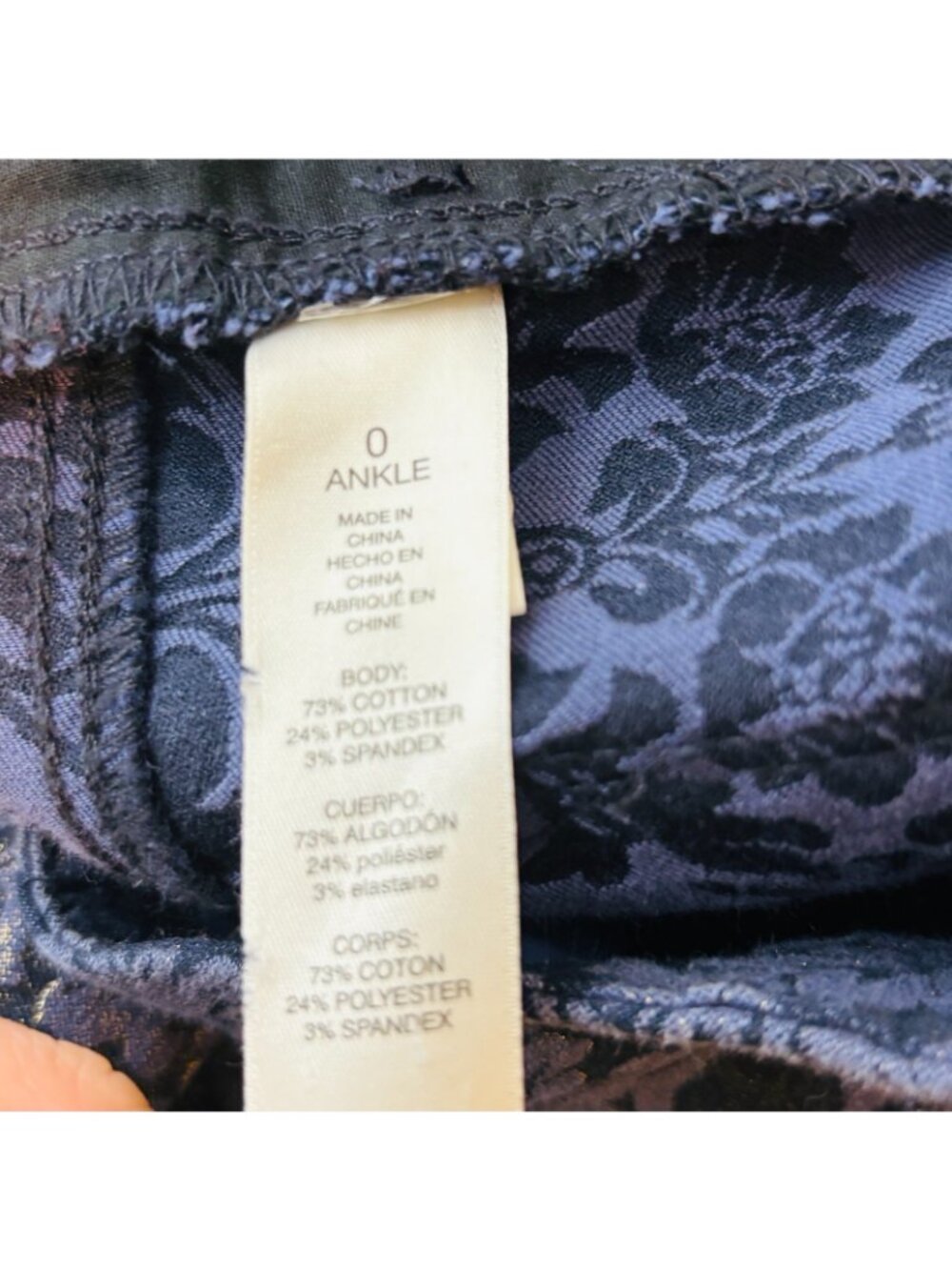 Chicos Girlfriend Slim Leg Ankle Jean Blue Floral Shimmer Stretch Size 0 | S | 4 - Picture 13 of 14
